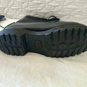 Women’s Belleville steel toe boots